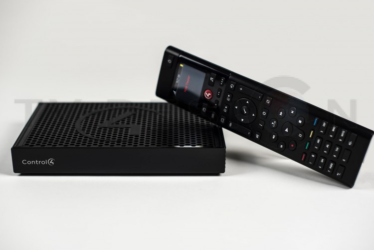 Комплект Control4 EA-1 V2 Entertainment Bundle W/Remote & Recharging Station Комплект Control4 EA-1 V2 Entertainment Bundle W/Remote & Recharging Station